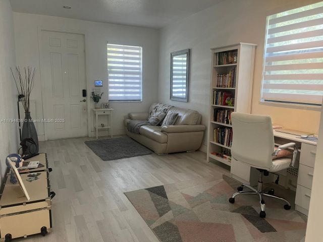 Home for rent at 8985 NW 98th Ave - photo 5962772