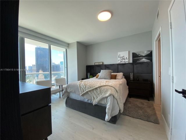 Apartment for rent  Unit #2405 - photo 5953782