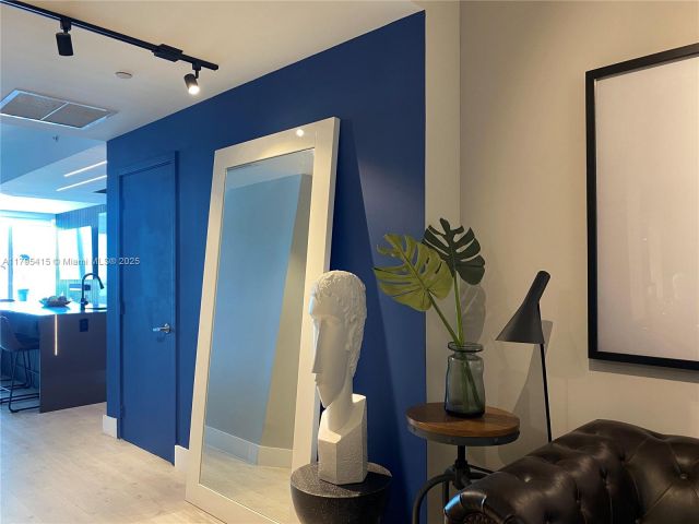 Apartment for rent  Unit #2405 - photo 5953794