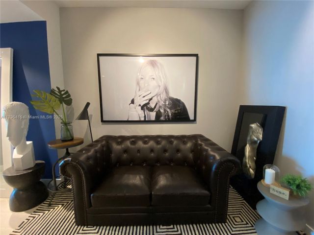 Apartment for rent  Unit #2405 - photo 5953796