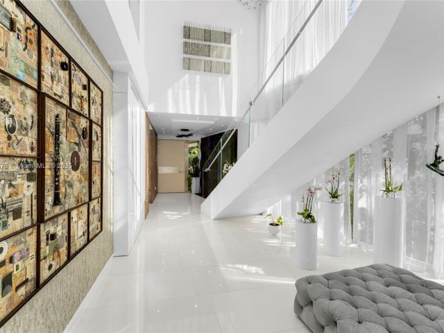 Home for sale at 441 N Hibiscus Dr - photo 5963016