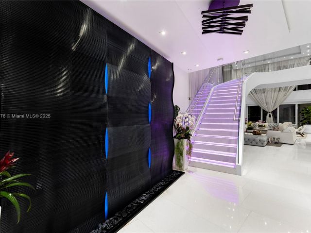 Home for sale at 441 N Hibiscus Dr - photo 5963019