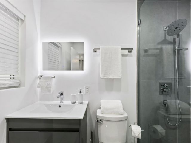 Home for rent at 3329 NE 17th St - photo 5982279