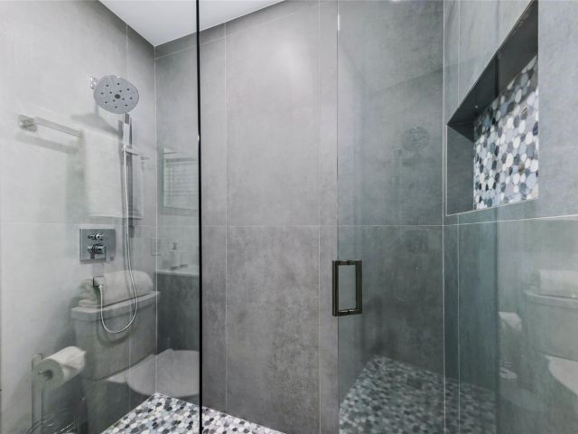 Home for rent at 3329 NE 17th St - photo 5982280