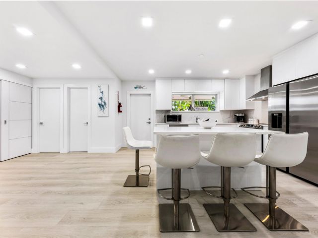 Home for rent at 3329 NE 17th St - photo 5982284