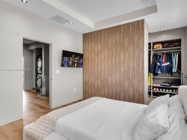 Home for sale at 20865 NE 7th Ct - photo 5956339