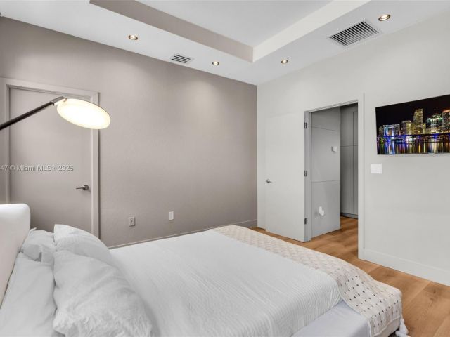 Home for sale at 20865 NE 7th Ct - photo 5956340