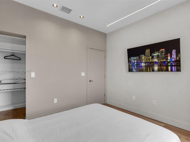 Home for sale at 20865 NE 7th Ct - photo 5956342