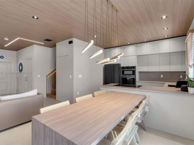 Home for sale at 20865 NE 7th Ct - photo 5956347