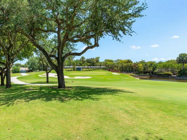 Home for sale at 4800 Bocaire Boulevard - photo 6378214