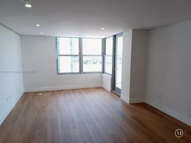 Apartment for sale  Unit #1218 - photo 5957894