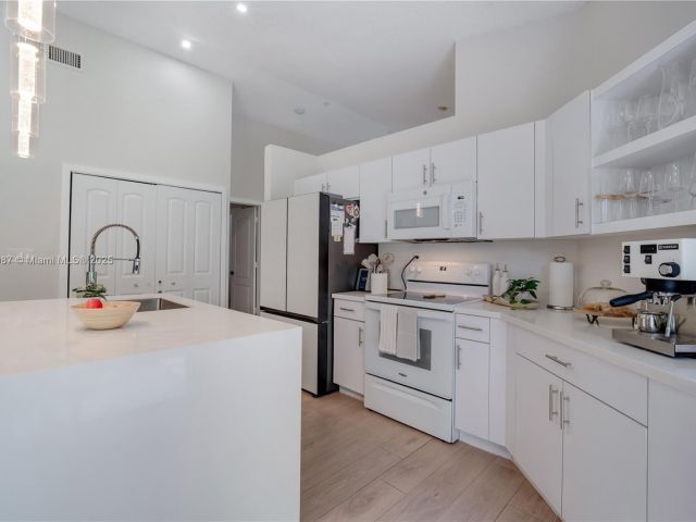 Home for sale at 11334 NW 53rd Ln - photo 5957695