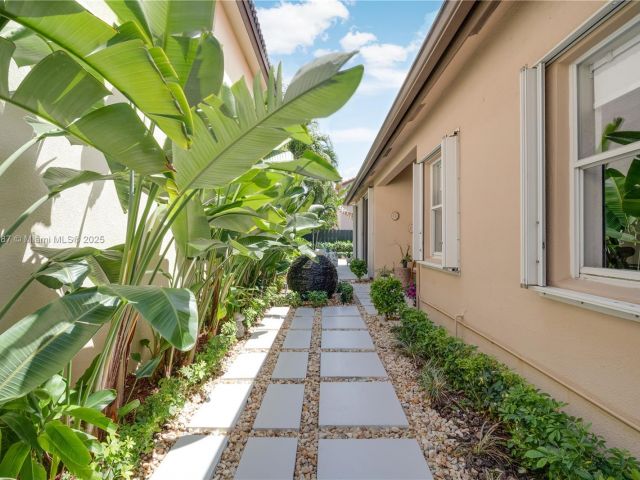 Home for sale at 11334 NW 53rd Ln - photo 5957707