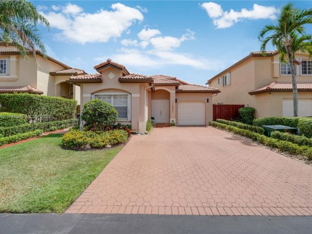 Home for sale at 11334 NW 53rd Ln - photo 5957708