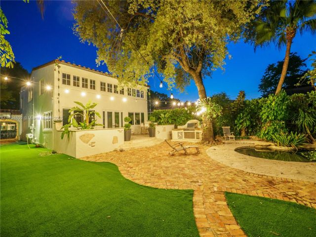 Home for sale at 1229 Sorolla Ave - photo 6055934