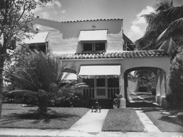 Home for sale at 1229 Sorolla Ave - photo 6055939