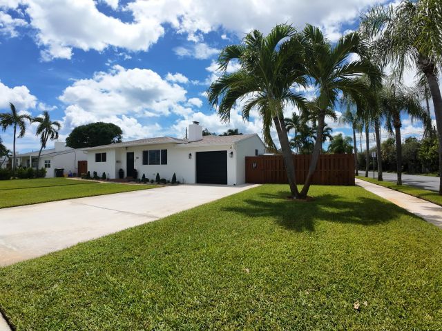 Home for sale at 380 Laurie Road - photo 6715576