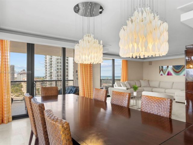 Apartment for rent  Unit #14E - photo 5959706