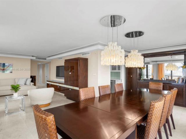 Apartment for rent  Unit #14E - photo 5959710