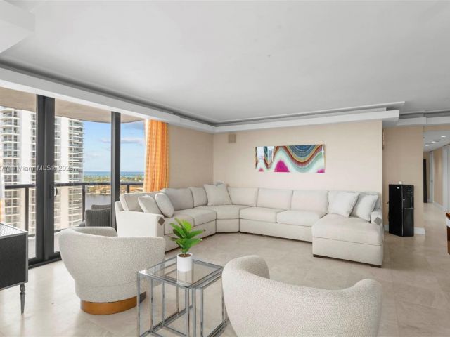 Apartment for rent  Unit #14E - photo 5959713