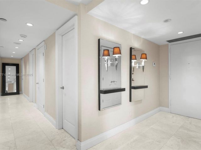 Apartment for rent  Unit #14E - photo 5959714