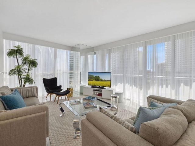 Apartment for sale  Unit #701 - photo 5992789