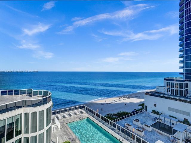 Apartment for sale  Unit #702 - photo 5973253