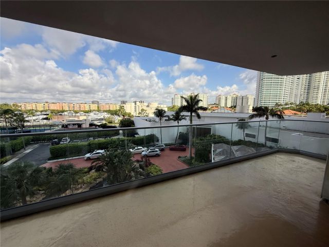 Apartment for rent  Unit #5C - photo 5974021