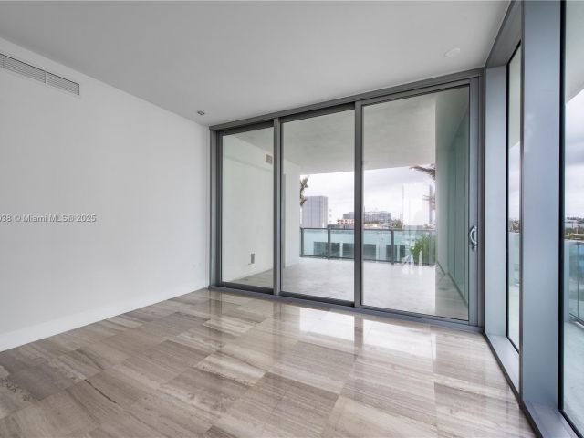 Apartment for sale  Unit #401 - photo 5963938