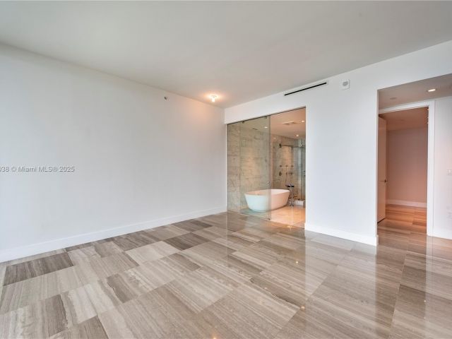 Apartment for sale  Unit #401 - photo 5963945