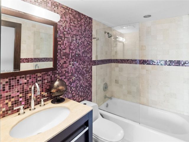 Apartment for sale  Unit #2008 - photo 5992801