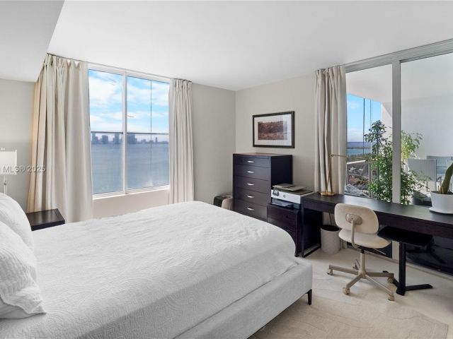 Apartment for sale  Unit #2008 - photo 5992802