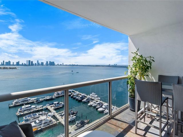 Apartment for sale  Unit #2008 - photo 5992820