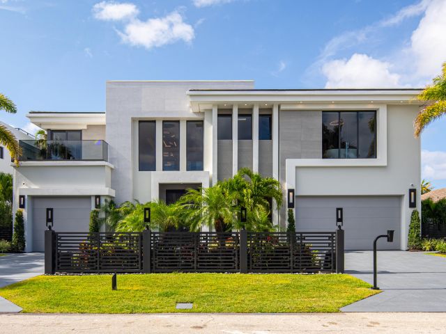 Home for sale at 511 Kay Terrace - photo 5995094