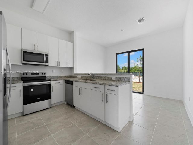 Home for sale at 18917 SW 316th Ter - photo 5964537