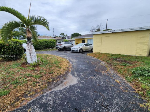 Home for sale at 6881 Sheridan St - photo 5964750