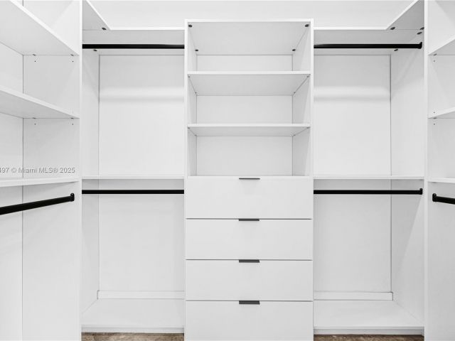 Home for sale at 5510 NE 18th Ave - photo 5965169