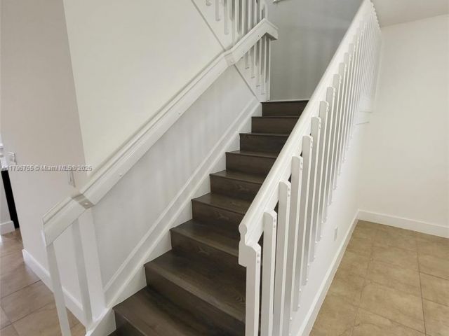 Home for rent at 11729 SW 236th St - photo 6001488