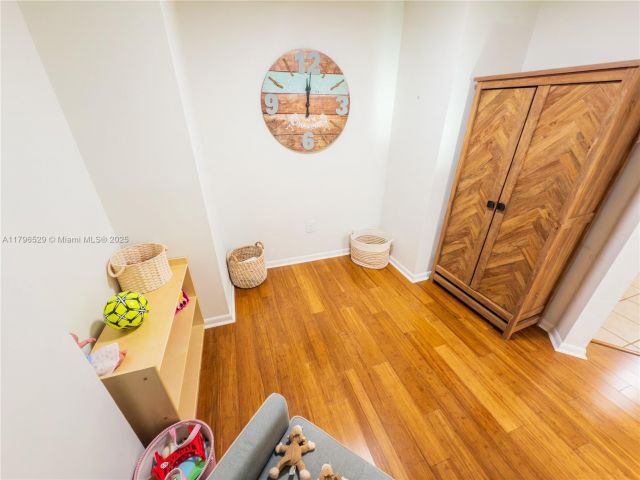 Apartment for sale  Unit #3302 - photo 5965700