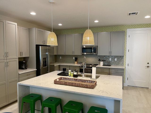 Home for rent at 3860 Lambert Avenue - photo 5983471