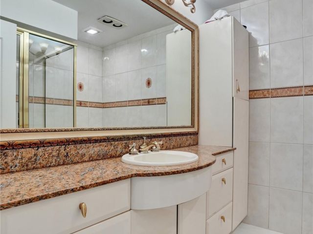 Home for sale at 4100 Bayview Dr - photo 6285024