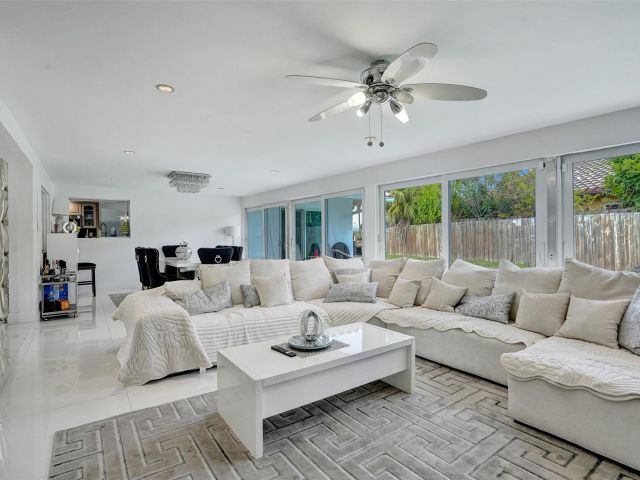 Home for sale at 4100 Bayview Dr - photo 6285035