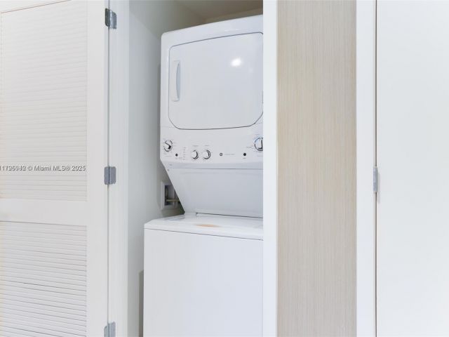 Apartment for sale  Unit #R1606 - photo 5971743