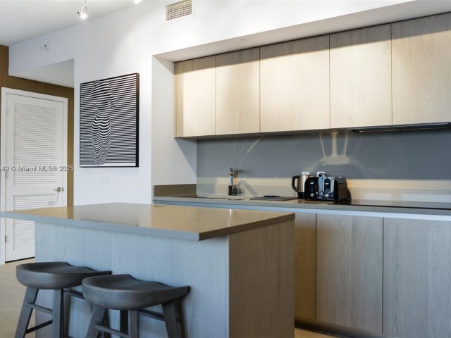 Apartment for sale  Unit #R1606 - photo 5971752