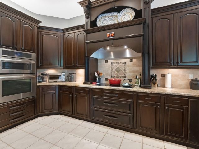 Home for sale at 21504 Halstead Drive - photo 5995415