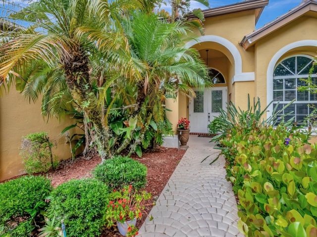 Home for sale at 21504 Halstead Drive - photo 5995421