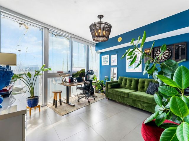 Apartment for rent  Unit #3901 - photo 6080555