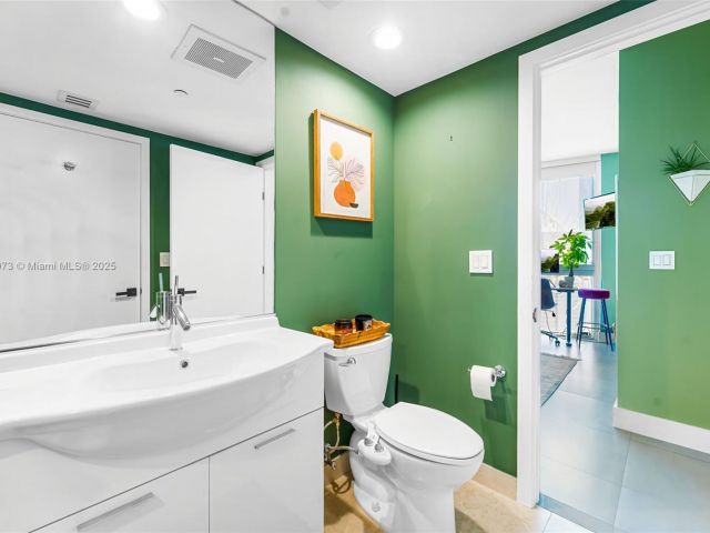 Apartment for rent  Unit #3901 - photo 6080556