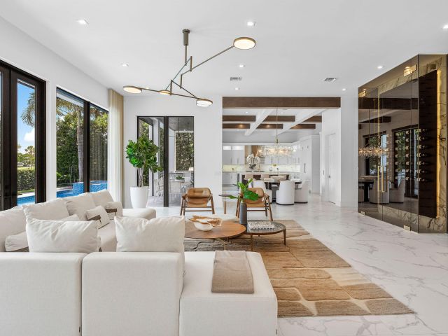 Home for sale at 1576 Thatch Palm Drive - photo 6226765