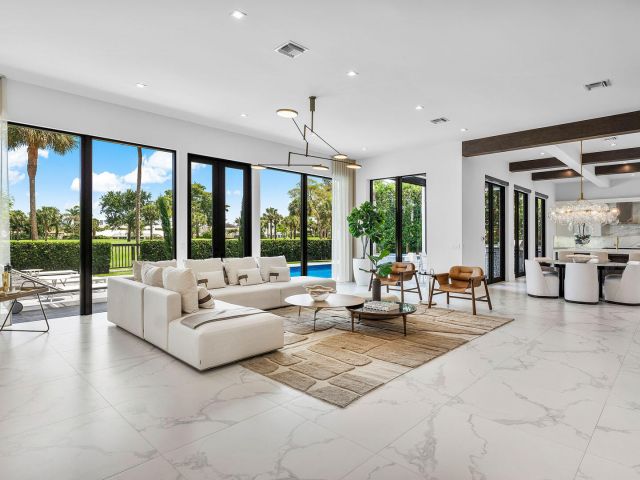 Home for sale at 1576 Thatch Palm Drive - photo 6226766